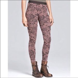 Free People Intimately Seamless Rosey Legging